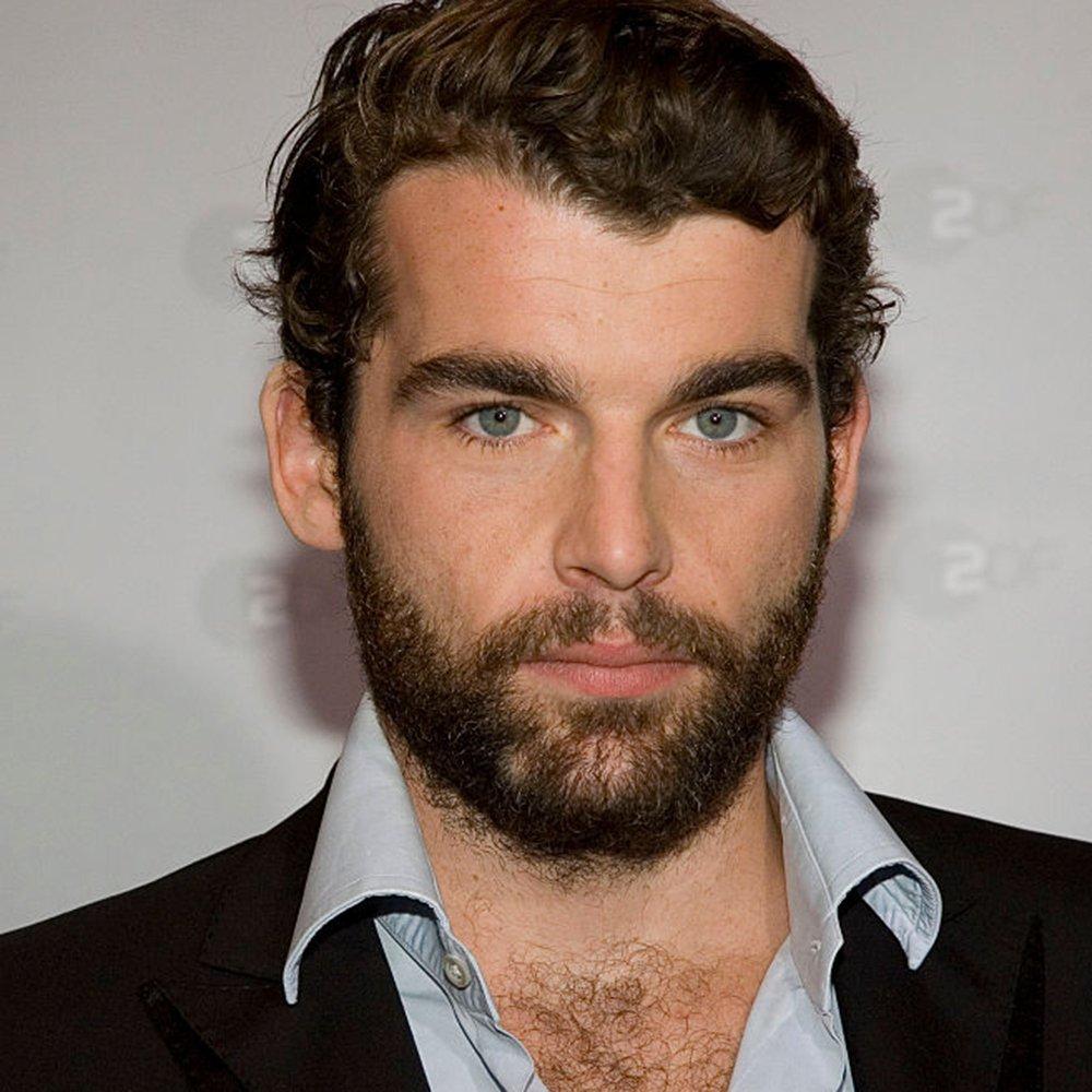Stanley Weber Taille Stanley Weber Taille