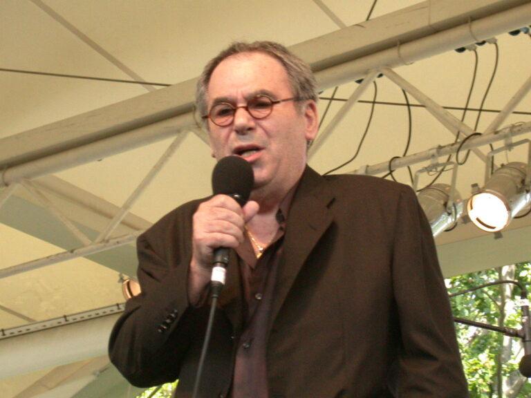 Claude Nougaro Taille