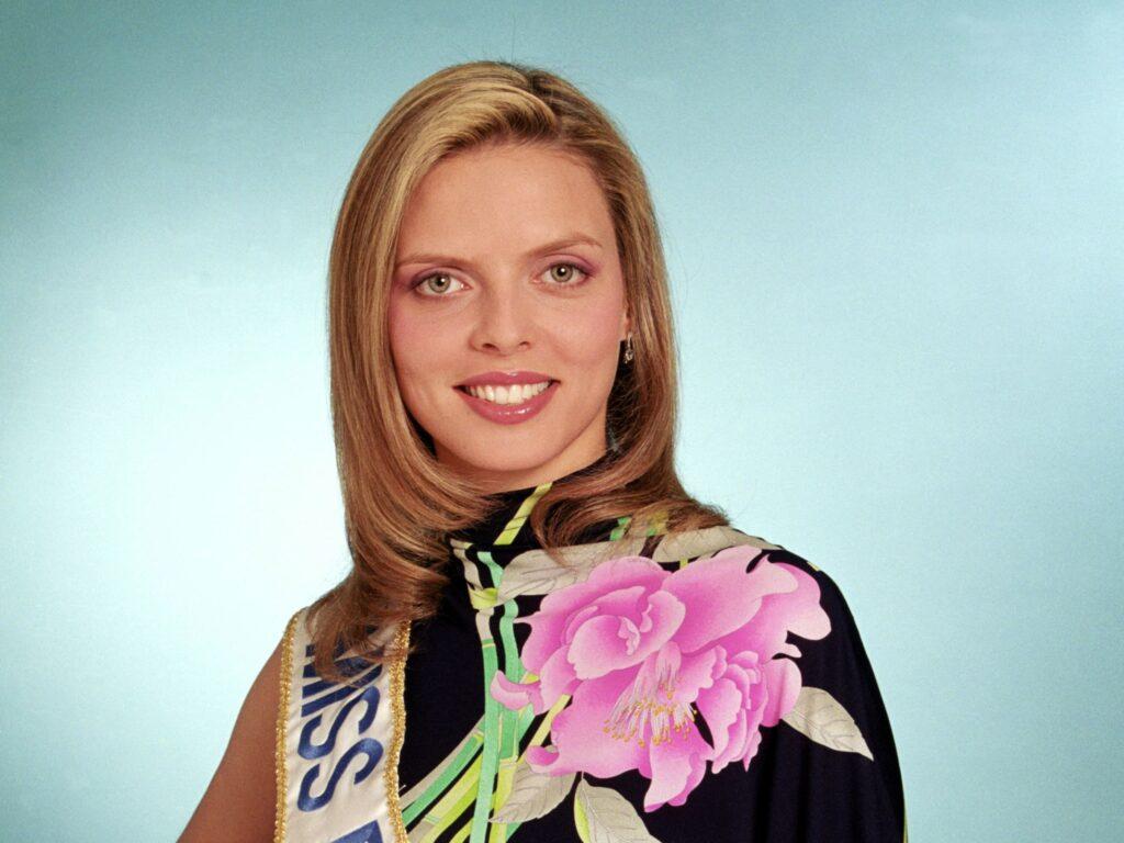 Sylvie Tellier Jeune