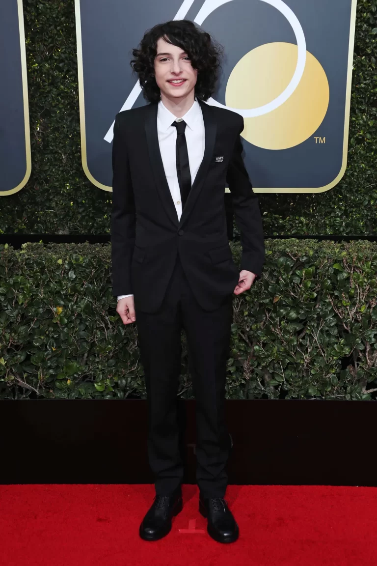 Finn Wolfhard Taille