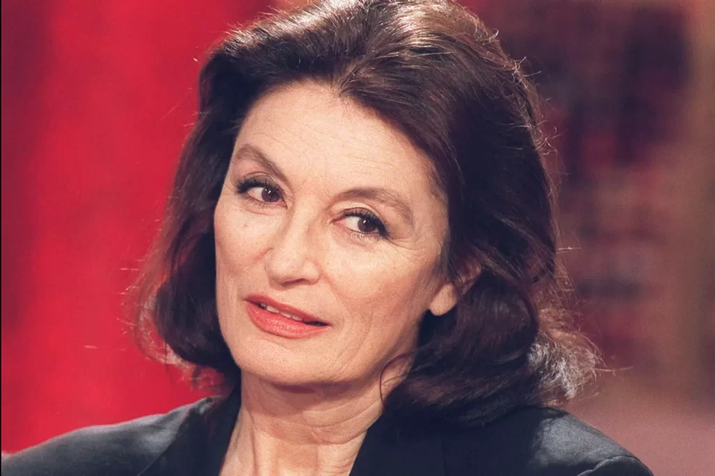 Anouk Aimée Jeune