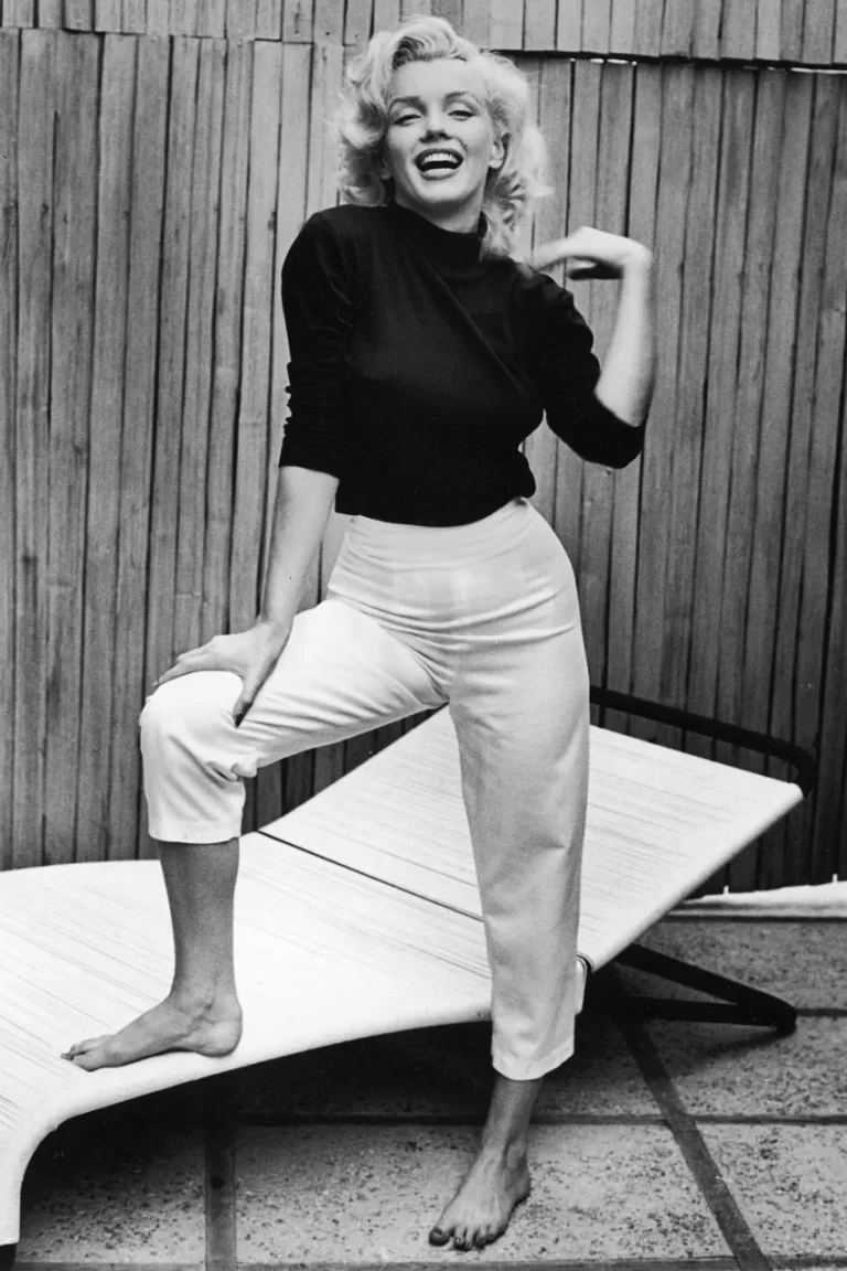 Taille Maryline Monroe