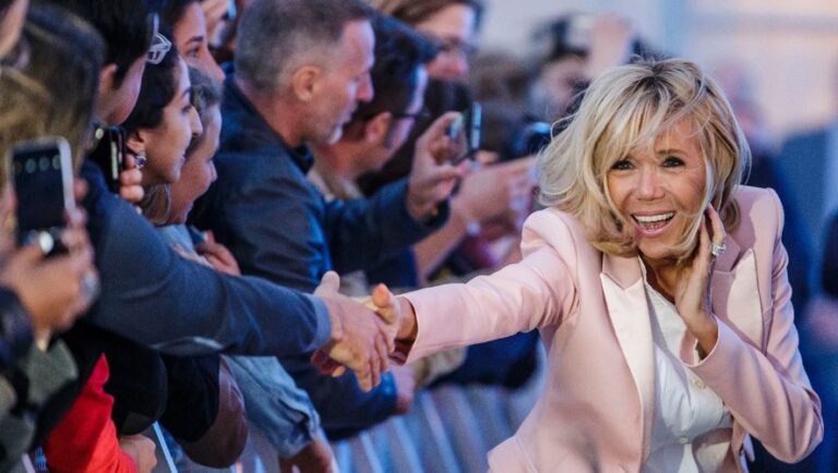 Taille De Brigitte Macron