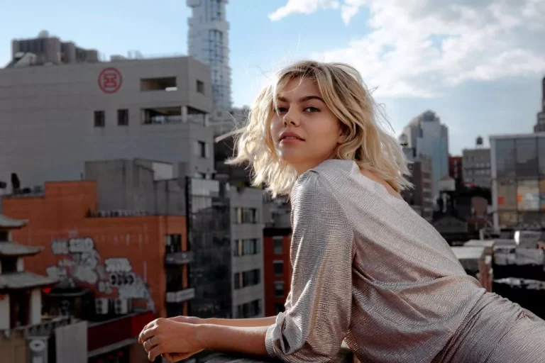 Louane Aimer À Mort