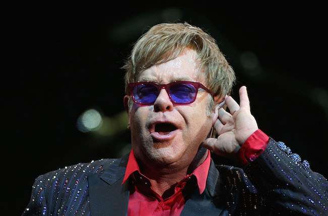 Elton John Sa Taille