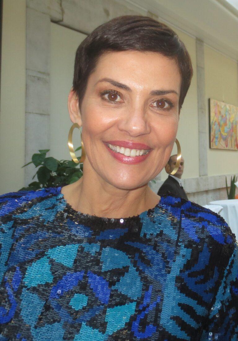 Taille Cristina Cordula