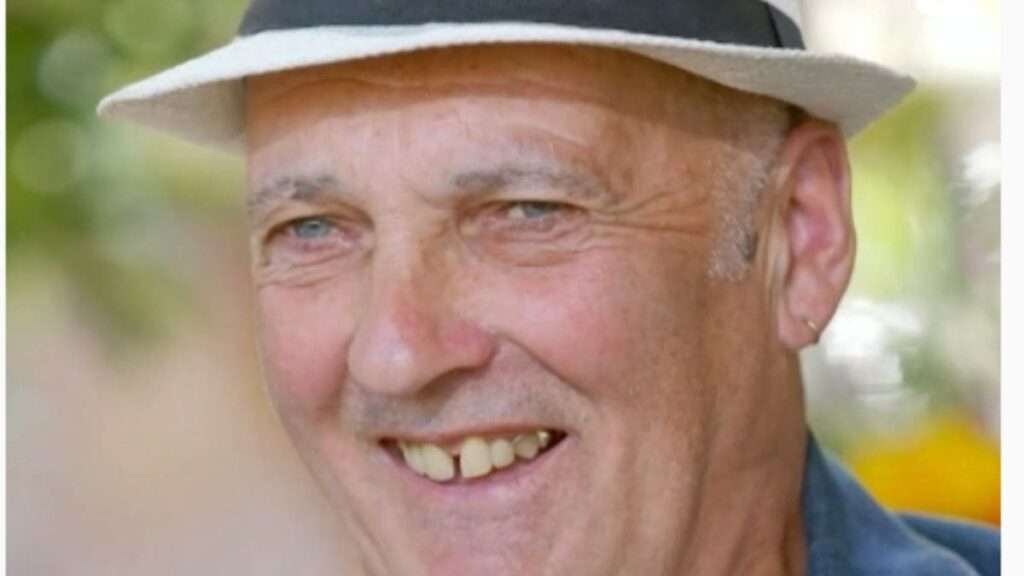 Age Laurence Amour Est Dans Le Pré