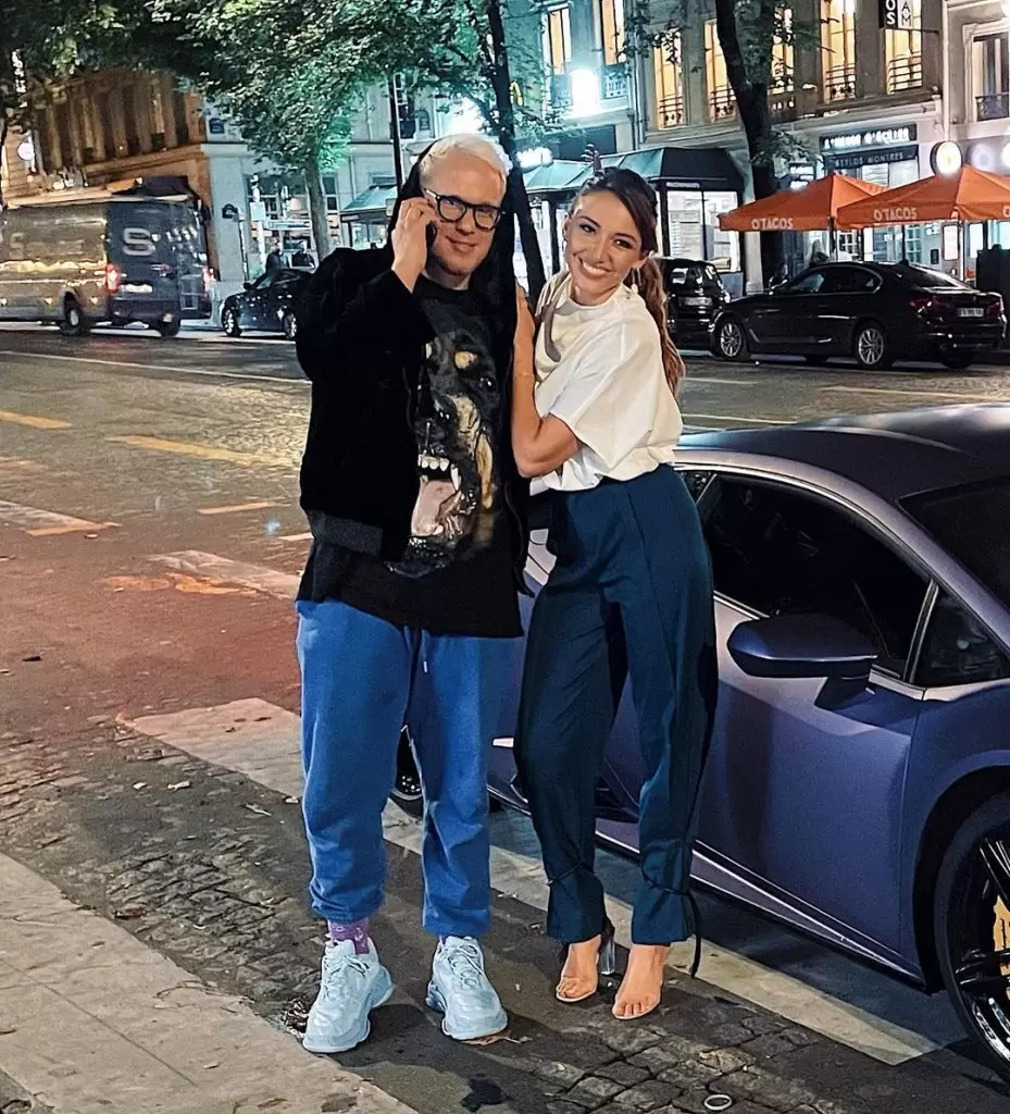 Guillaume Genton Fils De Qui