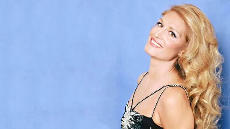 Dalida Taille Poids