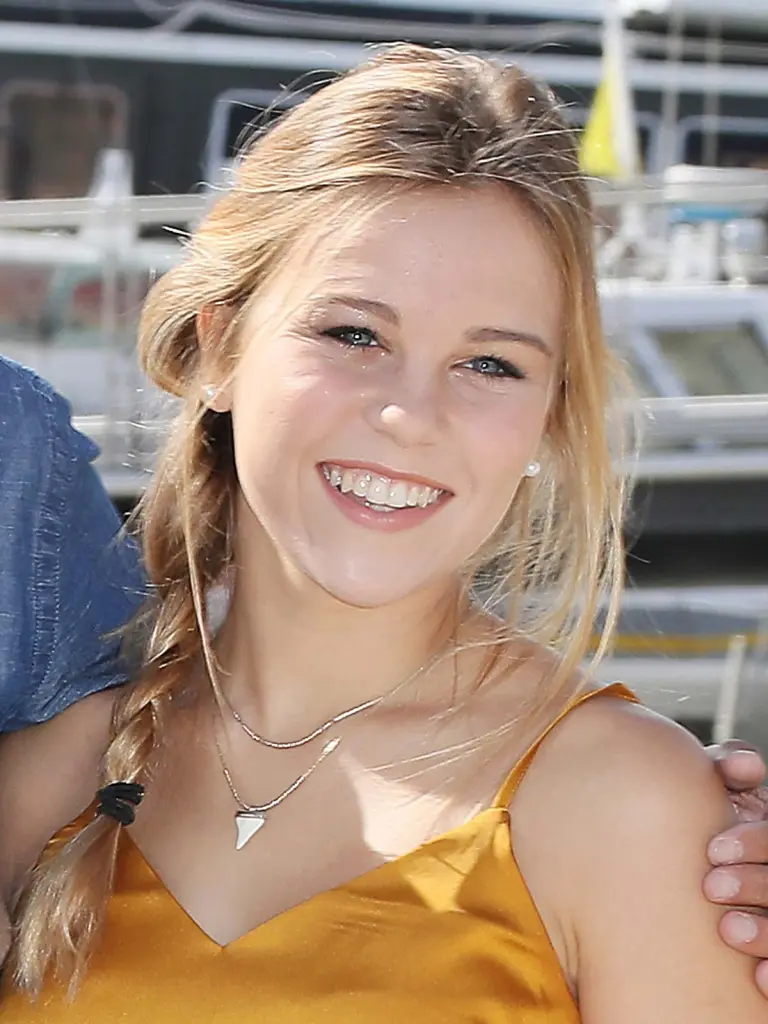 Maïra Schmitt Qui Sont Ses Parents