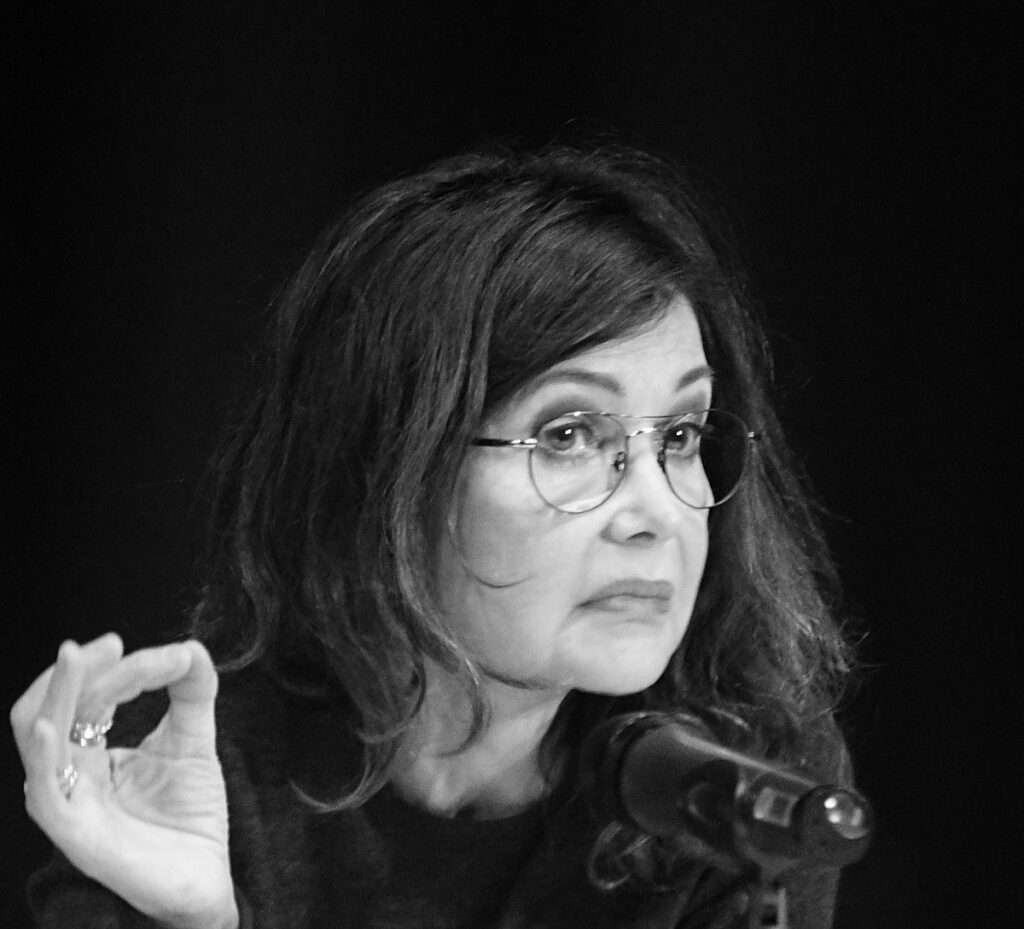 Evelyne Bouix Taille