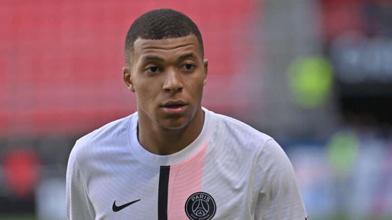 Kylian Mbappé Origine Camerounaise