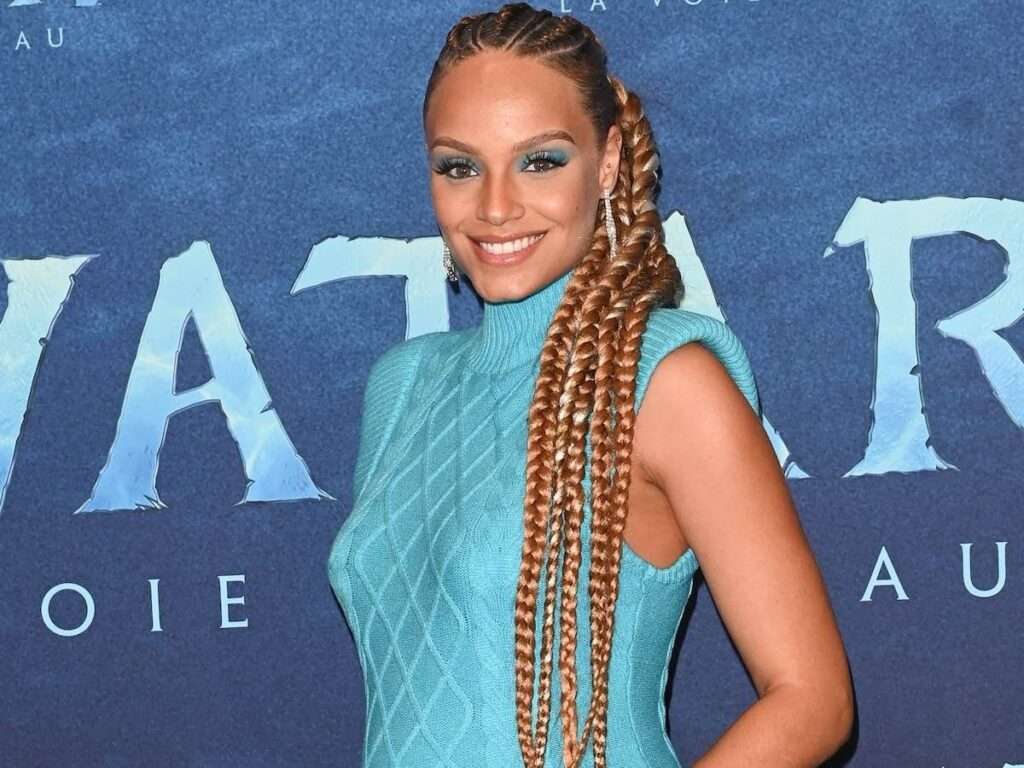 Alicia Aylies Enceinte De Qui