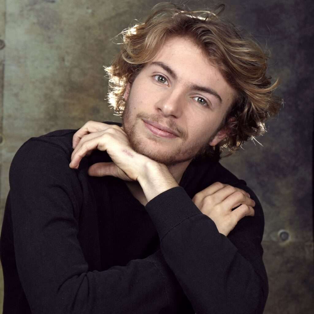 Arthur Fils Anne Hidalgo