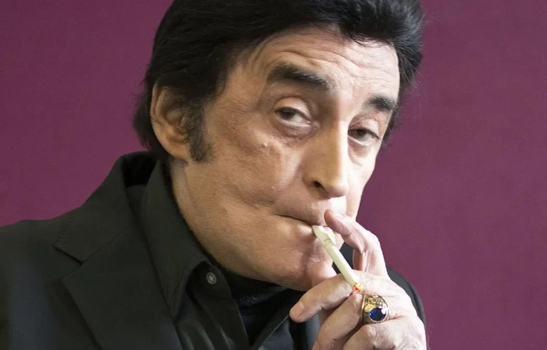 Chanteur Dicky Mort