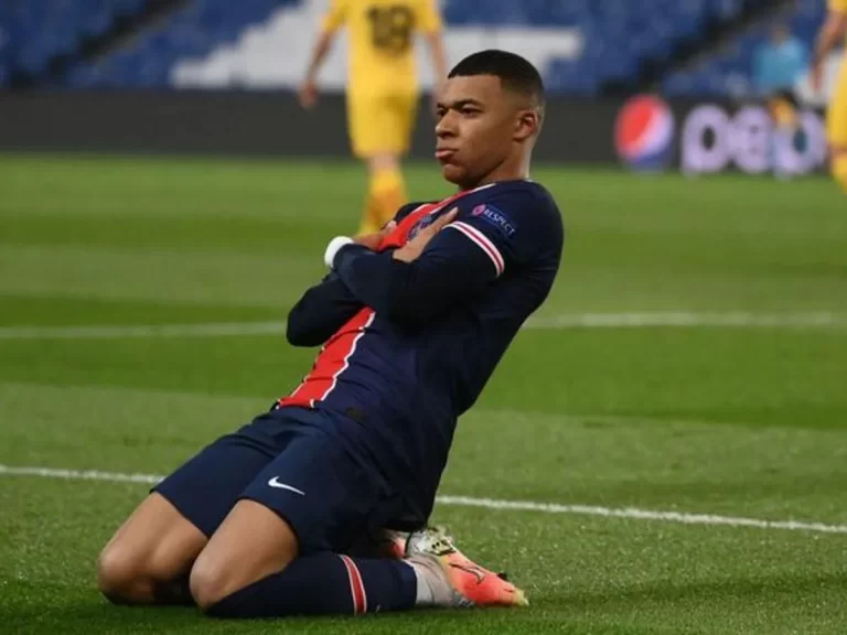 Mbappé Catholique