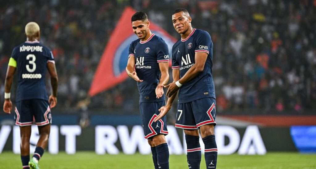 Mbappé Taille 1M83