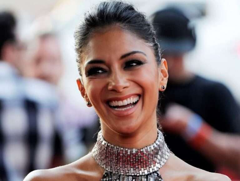 Nicole Scherzinger Taille