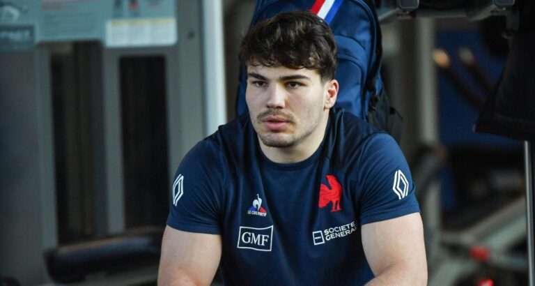 Antoine Dupont Torse Nu