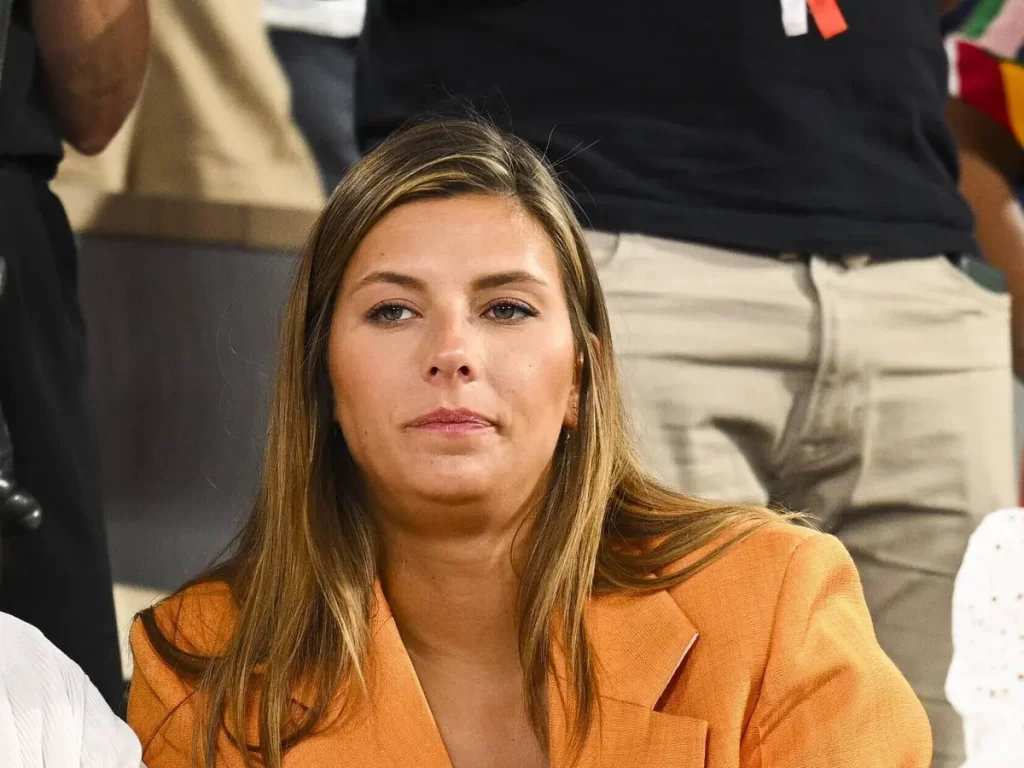 Camille Cerf Poids Et Taille