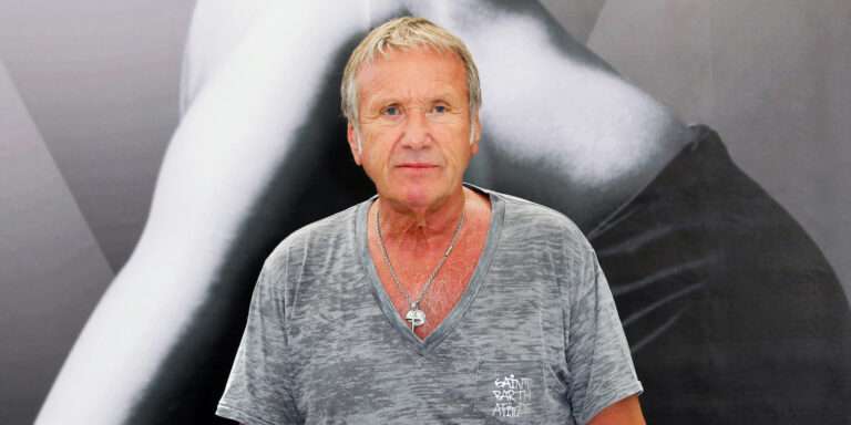 De Quoi Est Mort Yves Renier