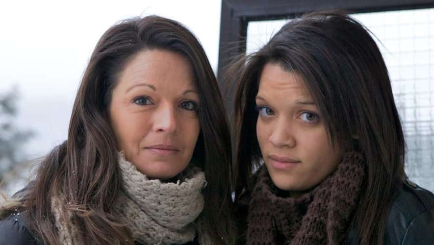 Sophie Et Manon Bébé Échangé