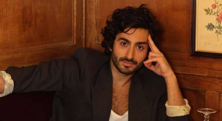Symon Chanteur Origine