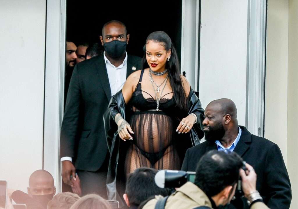 Tenue Rihanna Enceinte