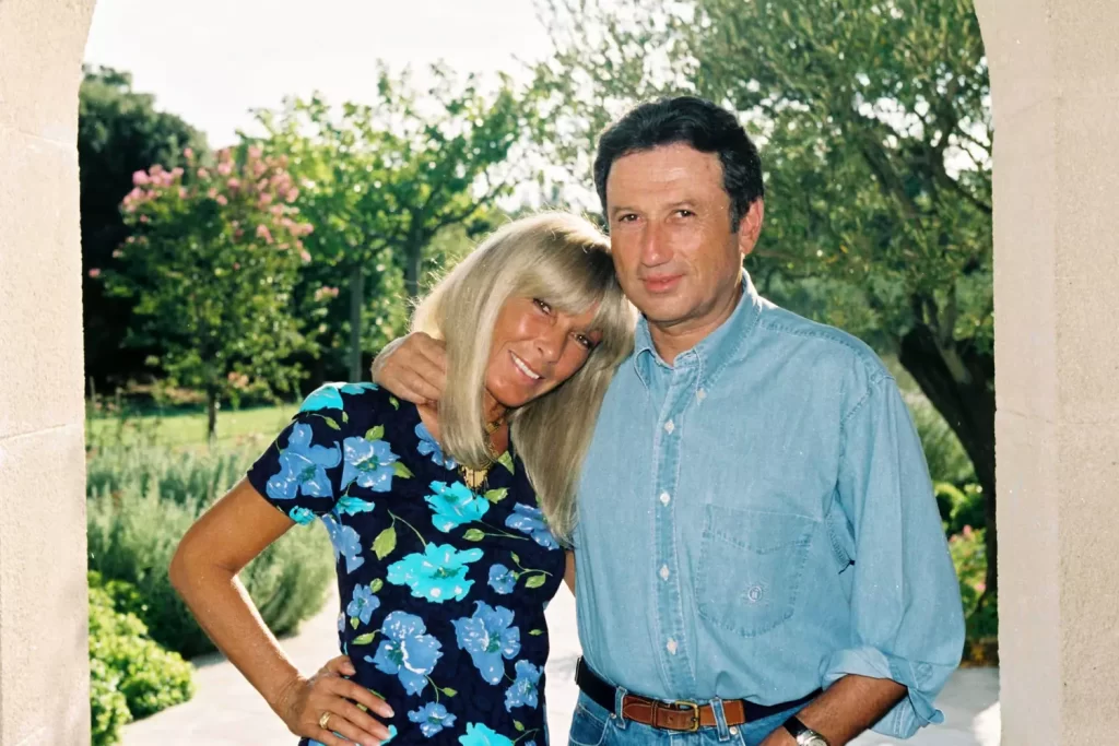 Michel Drucker En Couple Avec Enora