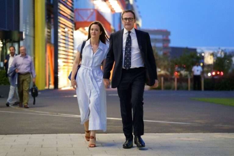 Catherine Colonna Qui Est Son Mari