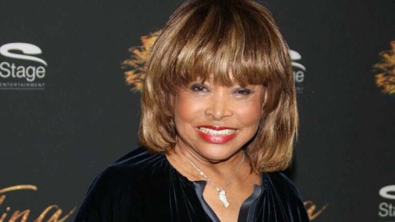 Quel Âge A Le Fils De Tina Arena ?