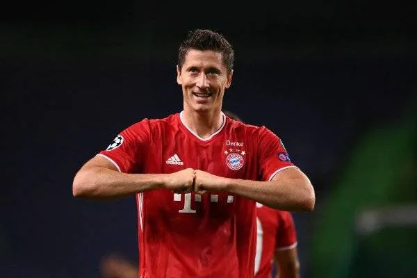 La Grand Mere De Lewandoski
