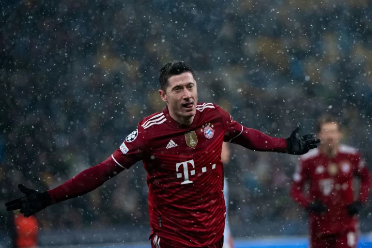Grand Mère De Robert Lewandowski