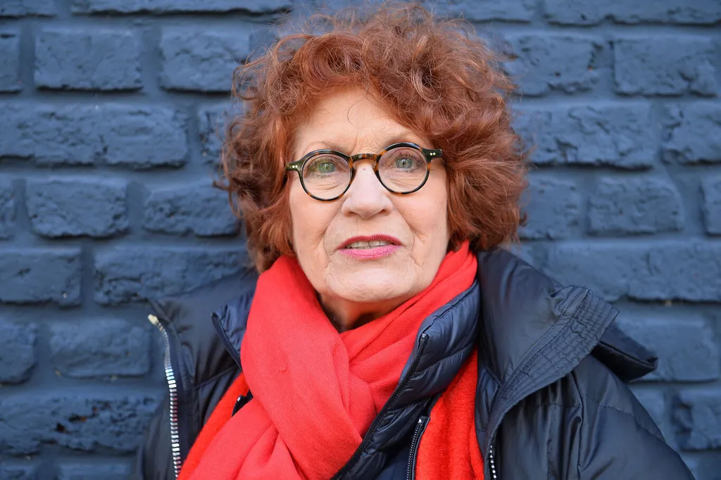Andrea Ferreol Jeune