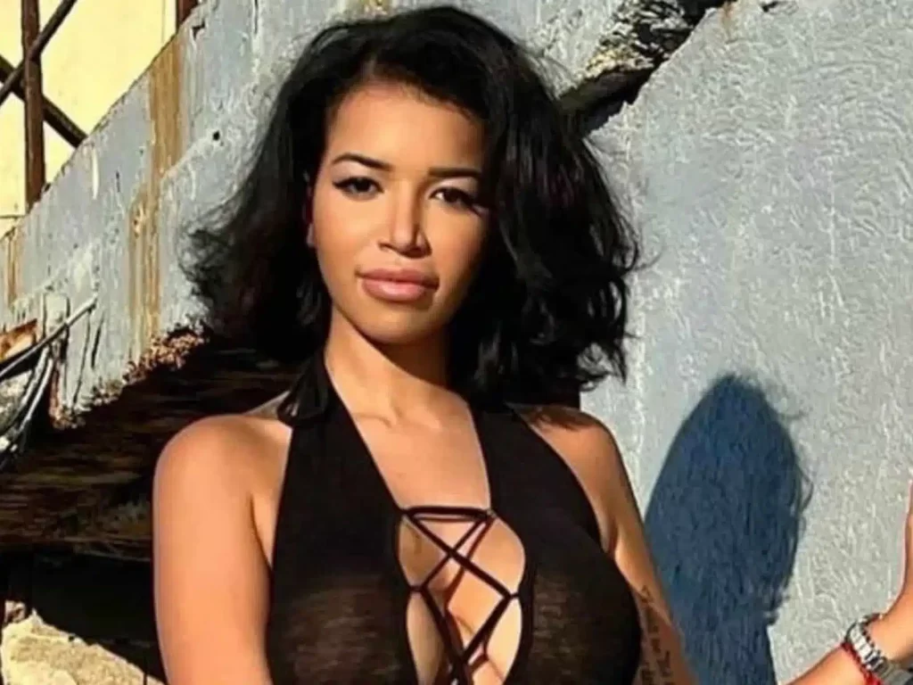 Ruby Nikara Chauffeur Uber