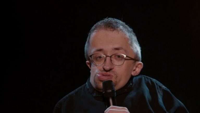 Qui Est La Femme De Guillaume Bats