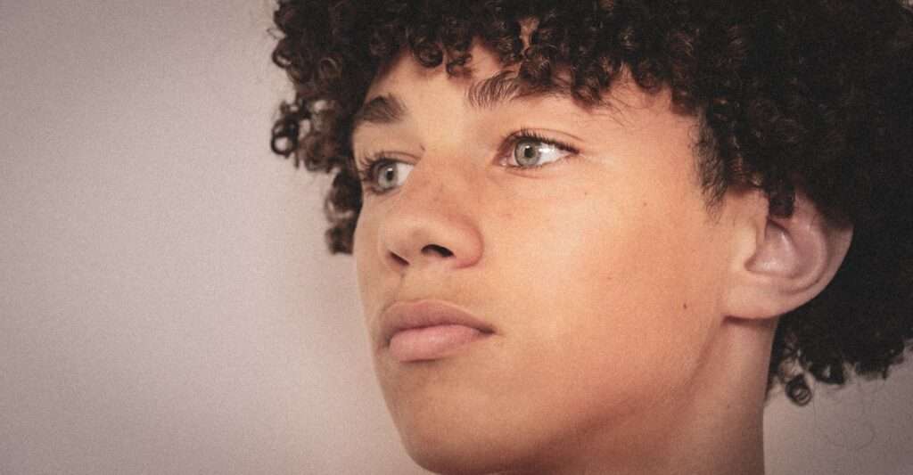 Maghnes Akliouche Origine Parents