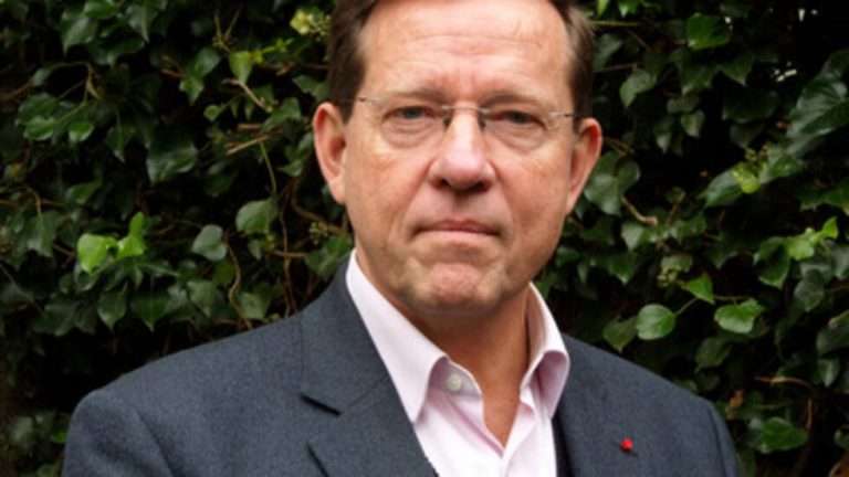Pourquoi Pierre Servant Met Un Bonnet